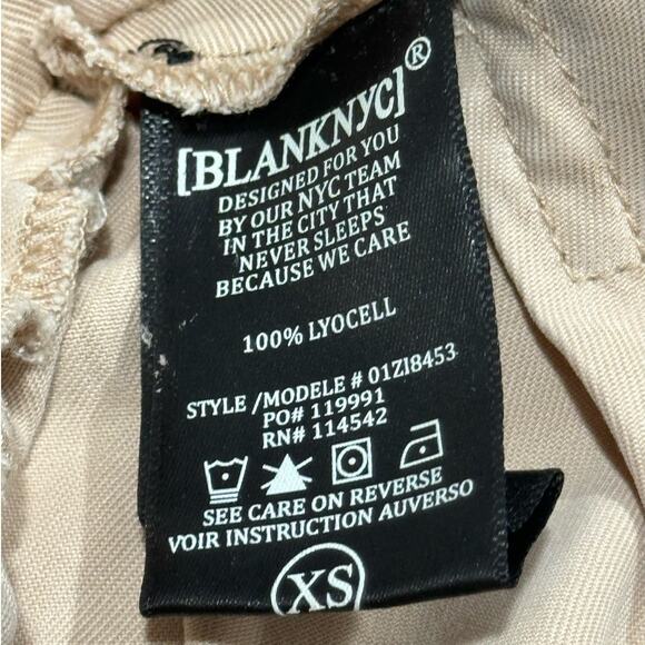 NWT! Blank NYC Just Sayin Pleated Khaki Cargo Short - Size XS - Picture 9 of 9